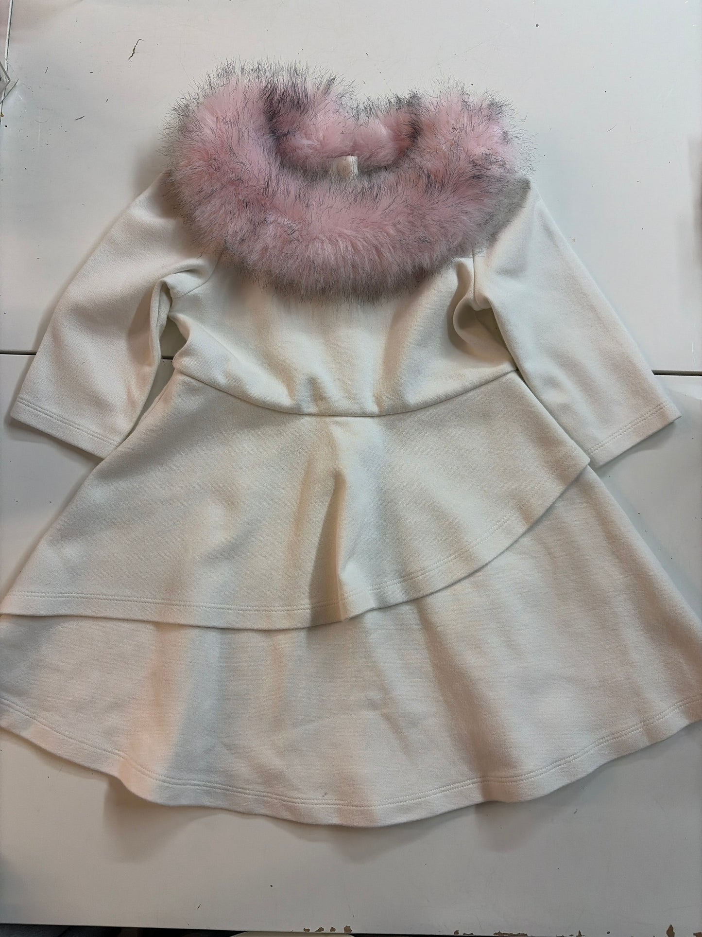 2T Janie and Jack Cream knit dress with pink fur collar