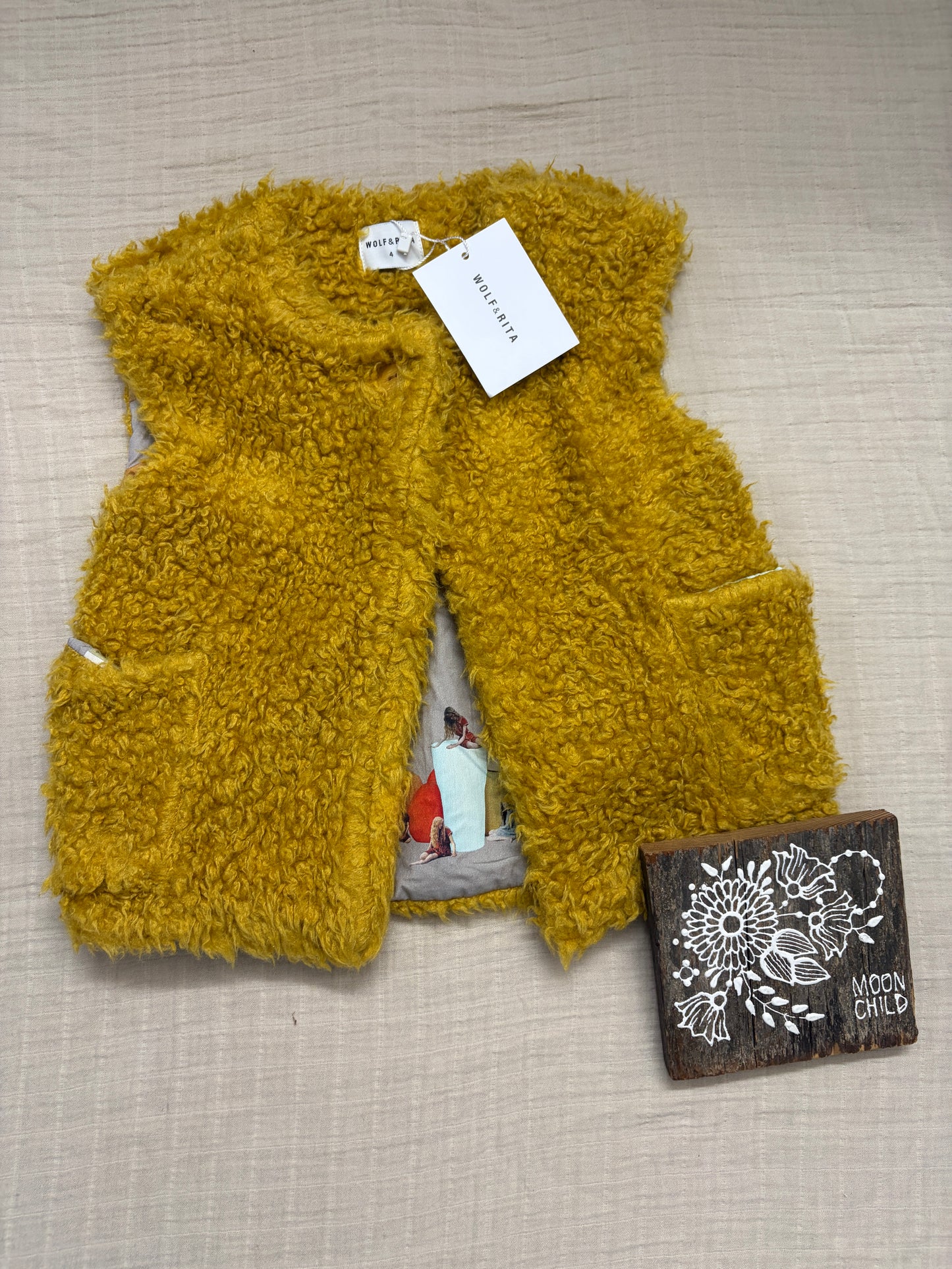 BNWT Wolf & Rita mustard curly vest