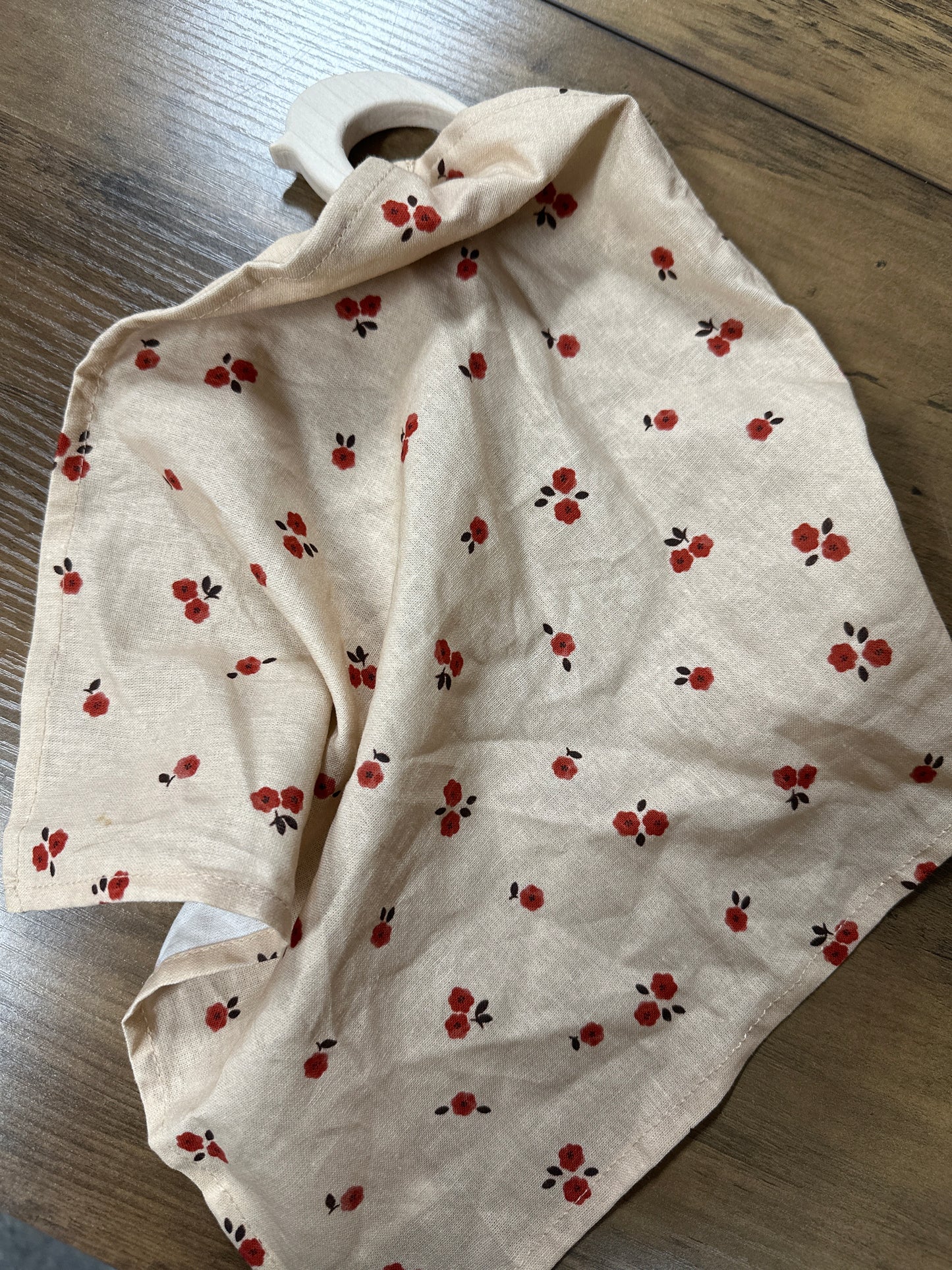 Wildbird linen lovey with wooden removable piece