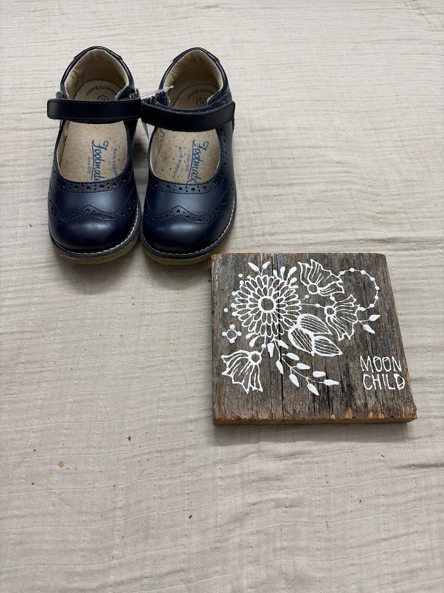 Footmates navy Maryjane’s size 11