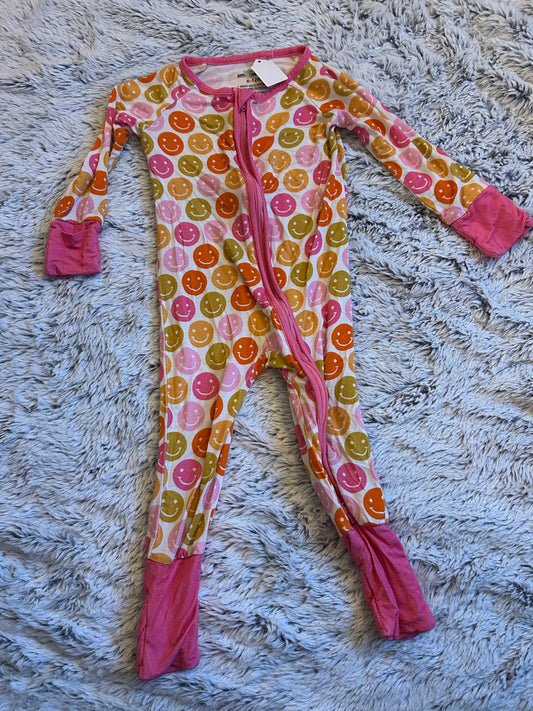6-12m Little One Shop Smiley Zippy Onesie