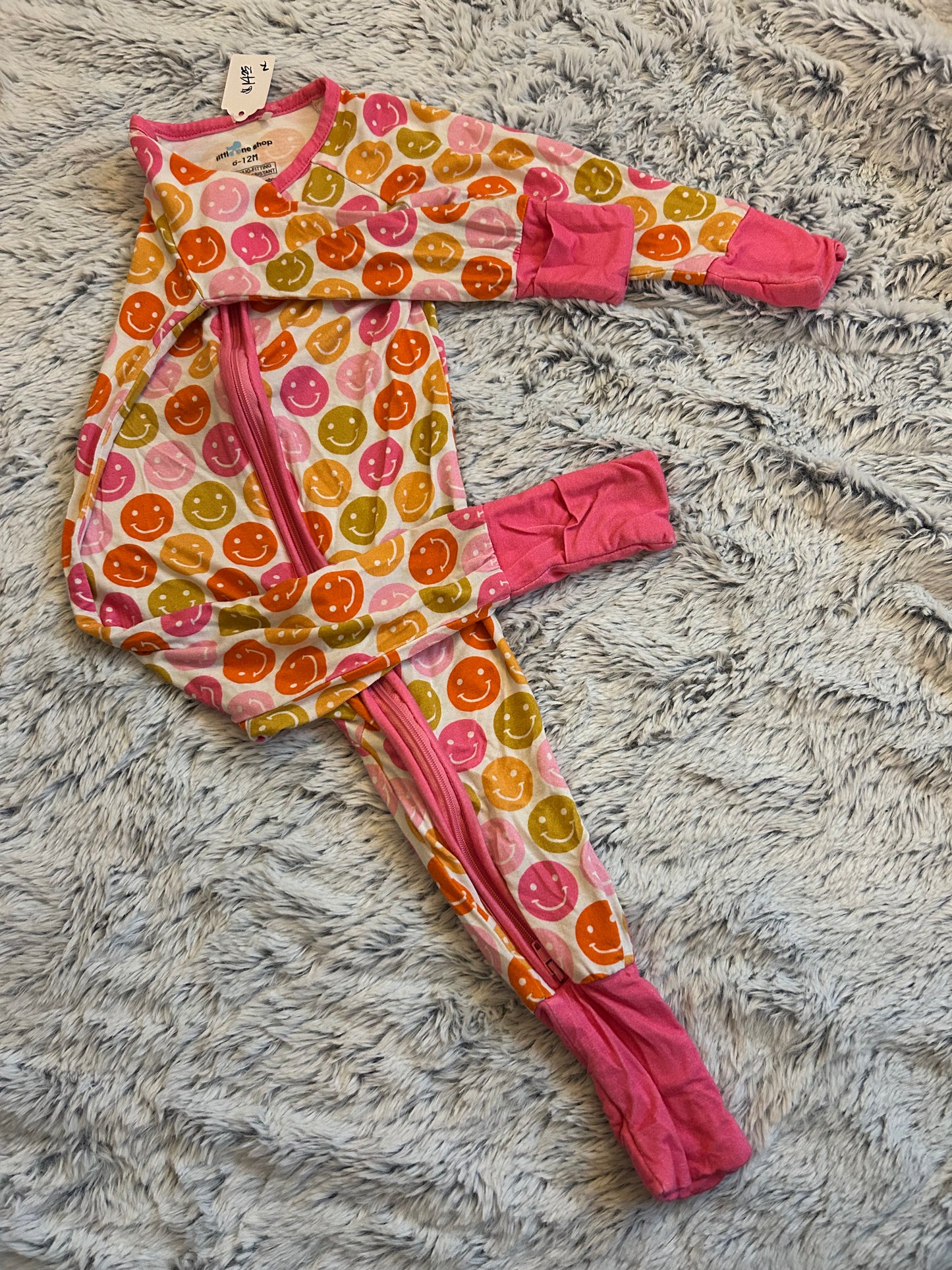 6-12m Little One Shop Smiley Zippy Onesie