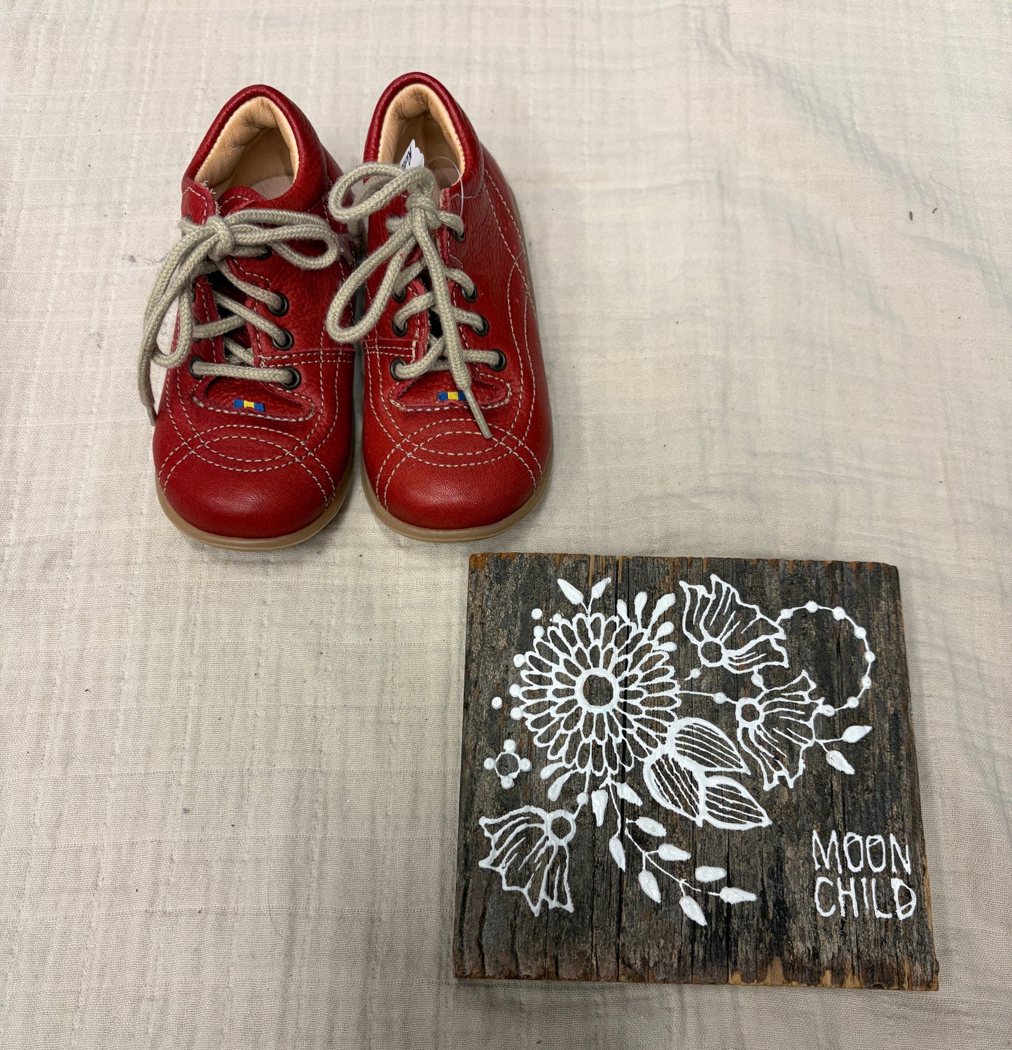 Kavat leather lace ups size 6